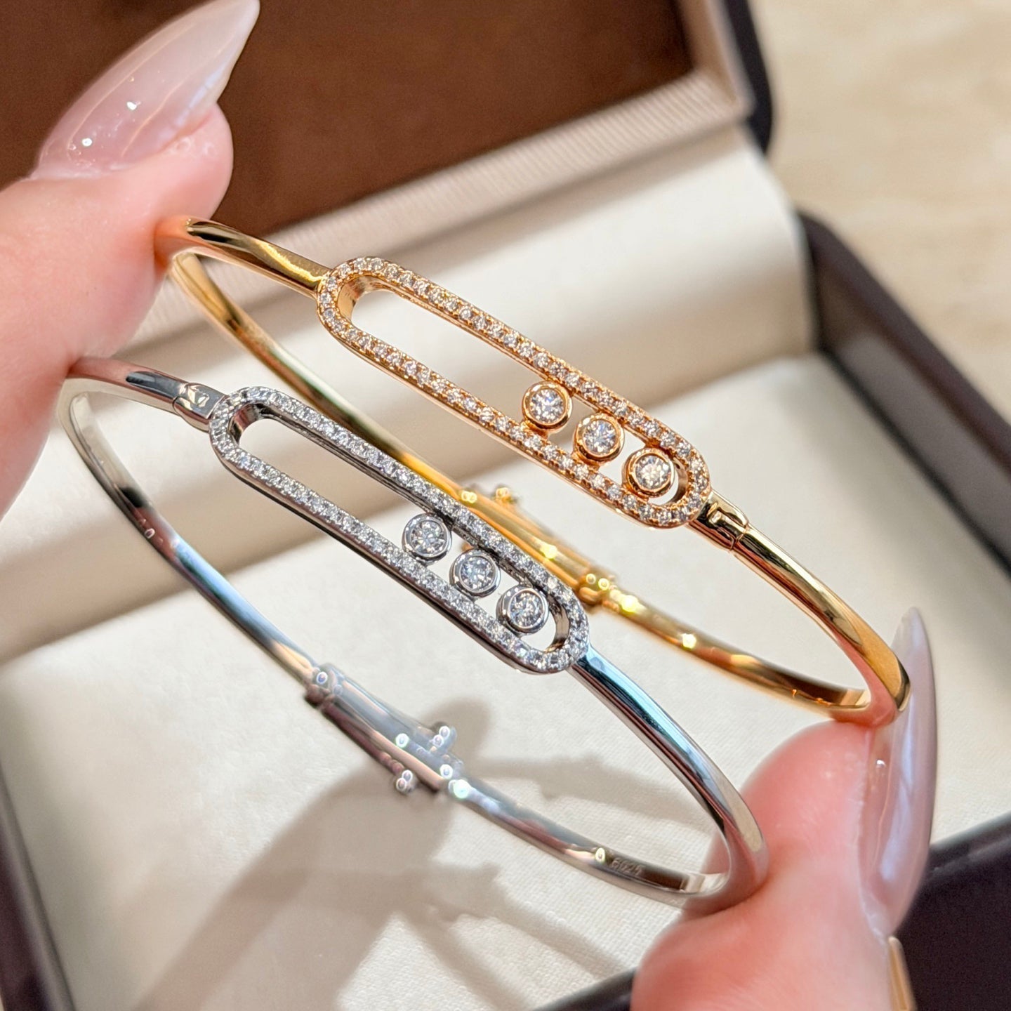 [LunaMar]MOVE PAVÉ DIAMOND BANGLE BRACELET M