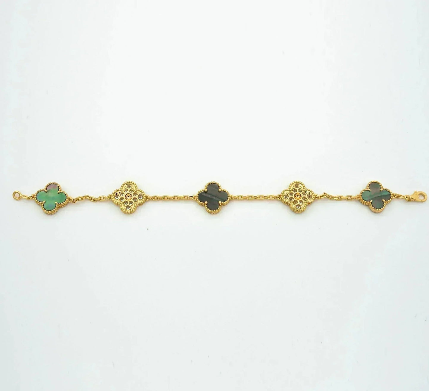 [LunaMar]LUCKY CLOVER 5-MOTIF BRACELET - GREY MOTHER-OF-PEARL COLLECTION