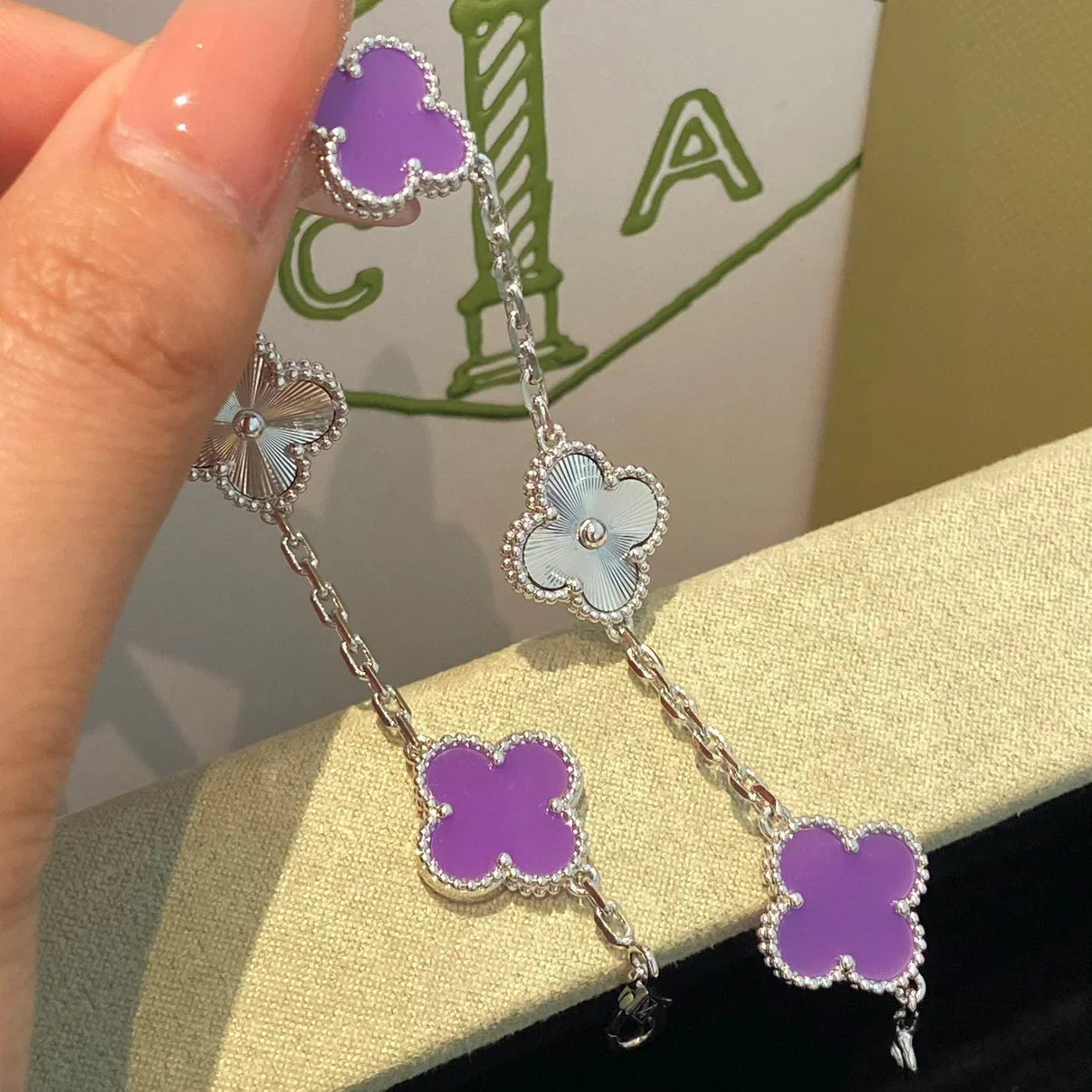 [LunaMar]LUCKY CLOVER 5-MOTIF BRACELET - VIOLET COLLECTION