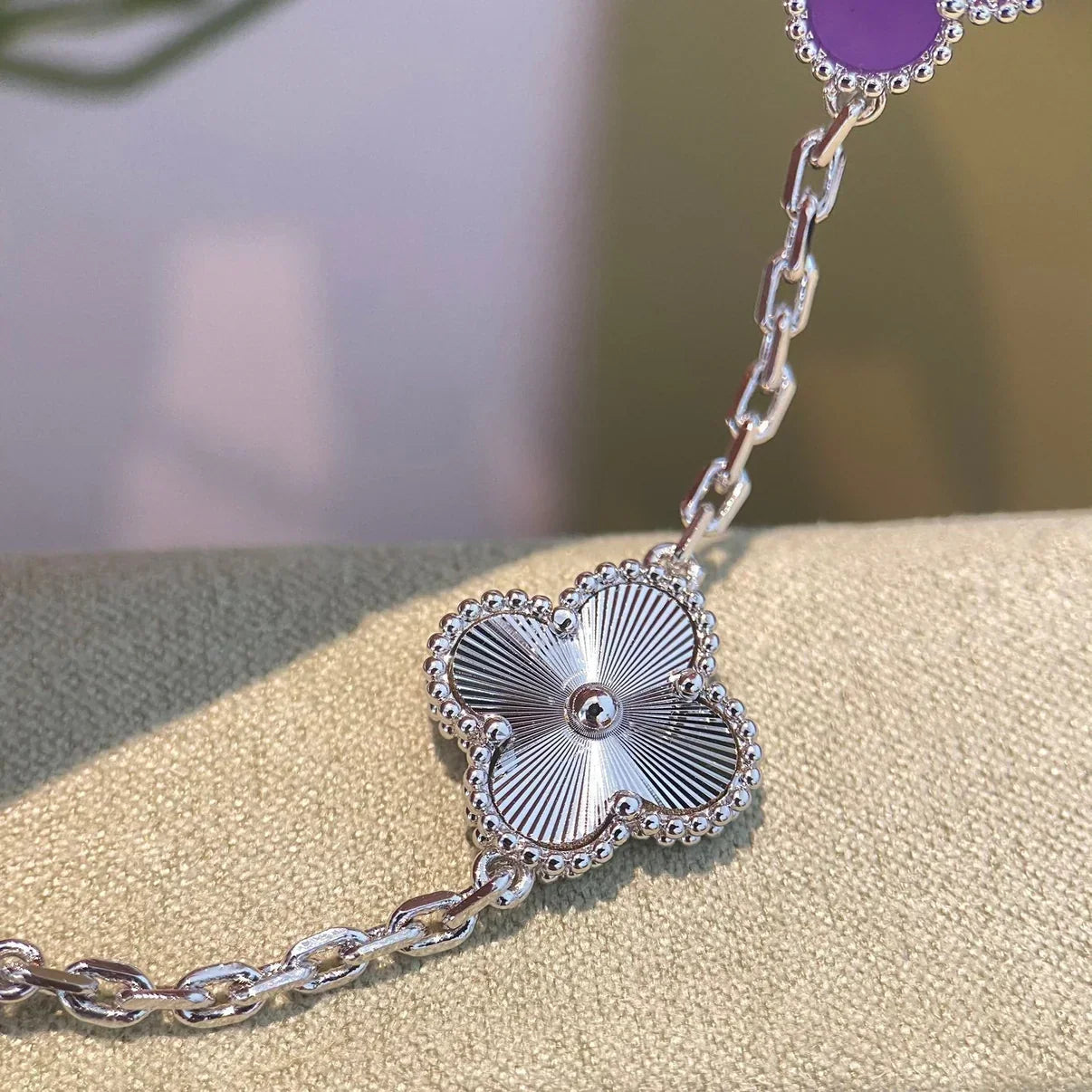 [LunaMar]LUCKY CLOVER 5-MOTIF BRACELET - VIOLET COLLECTION