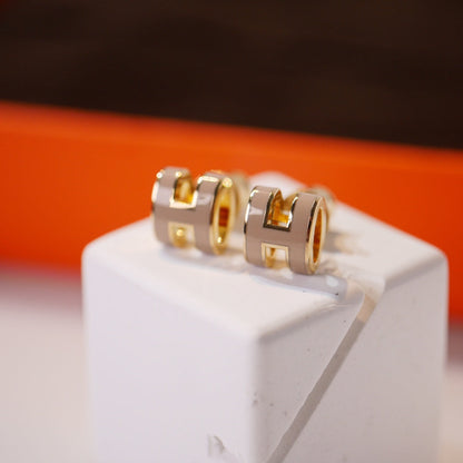 [LunaMar]MINI POP H GOLD EARRINGS GREY