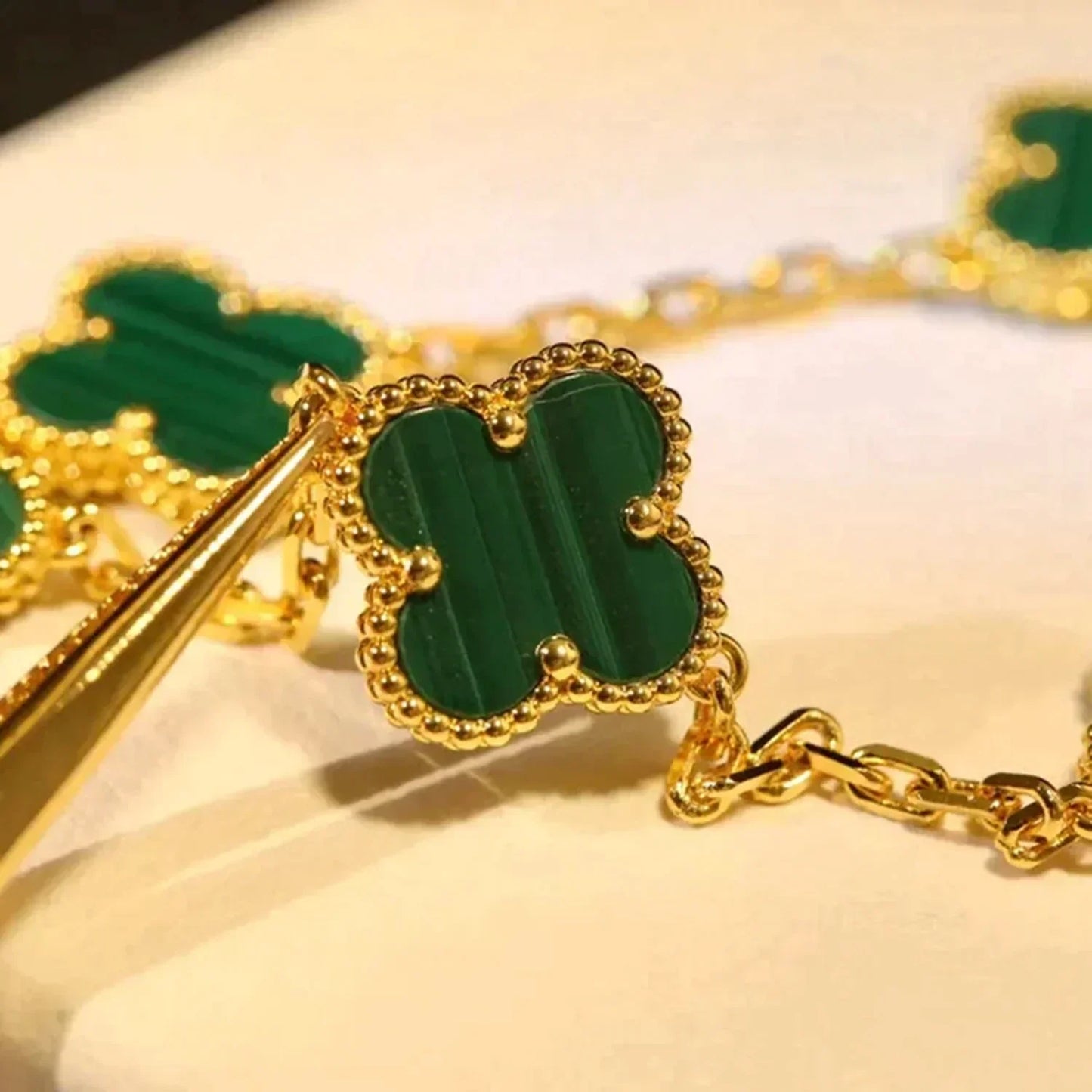 [LunaMar]LUCKY CLOVER 5-MOTIF BRACELET - MALACHITE COLLECTION