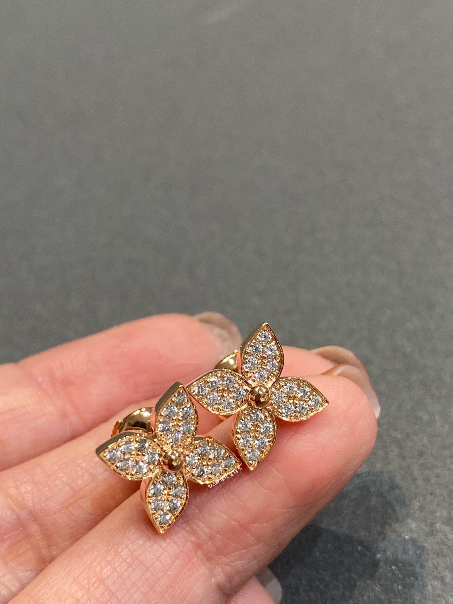 [LunaMar]STAR DIAMOND EARRINGS