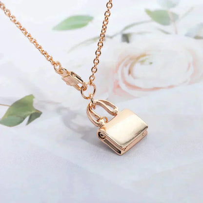 [LunaMar]AMULETTE PEDANT ROSE GOLD NECKLACE