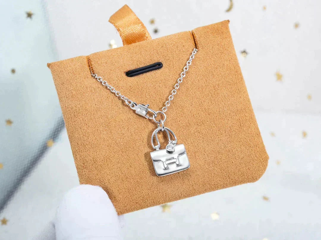 [LunaMar]AMULETTE PEDANT SILVER NECKLACE