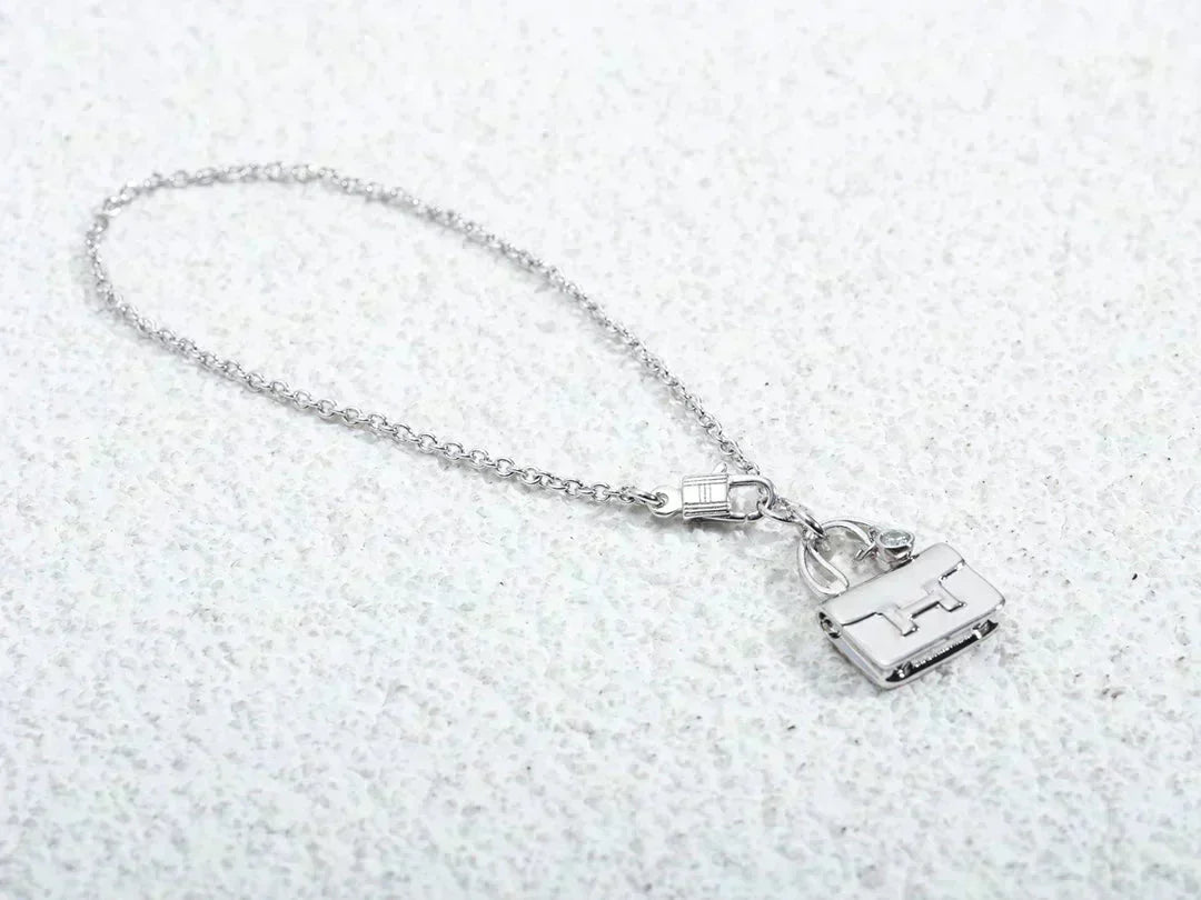 [LunaMar]AMULETTE PEDANT SILVER NECKLACE