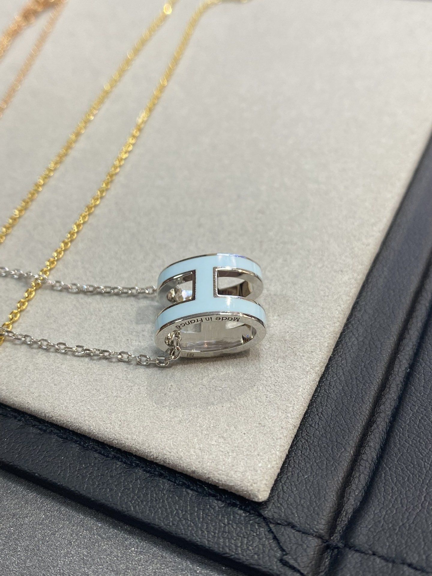 [LunaMar]POP H LIGHT BLUE NECKLACE
