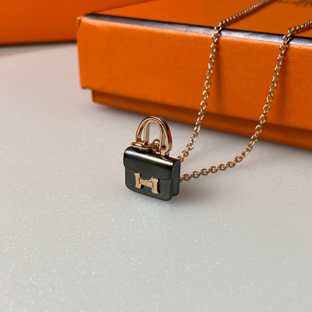 [LunaMar]CONSTANCE BLACK PEDANT ROSE GOLD NECKLACE