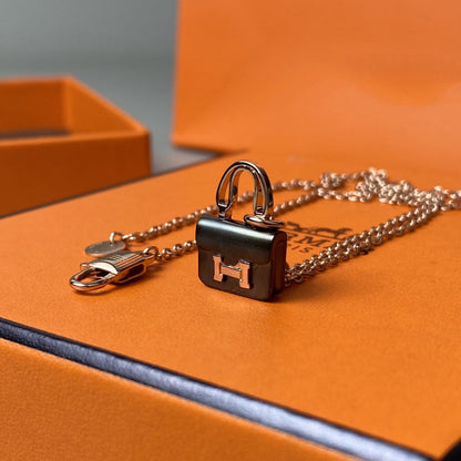 [LunaMar]CONSTANCE BLACK PEDANT ROSE GOLD NECKLACE