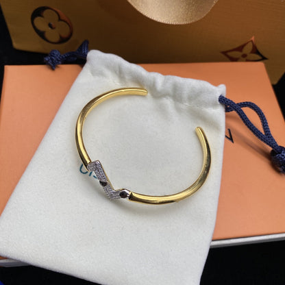 [LunaMar]VOLTE UPSITE DOWN DIAMOND GOLD OPEN BRACELET