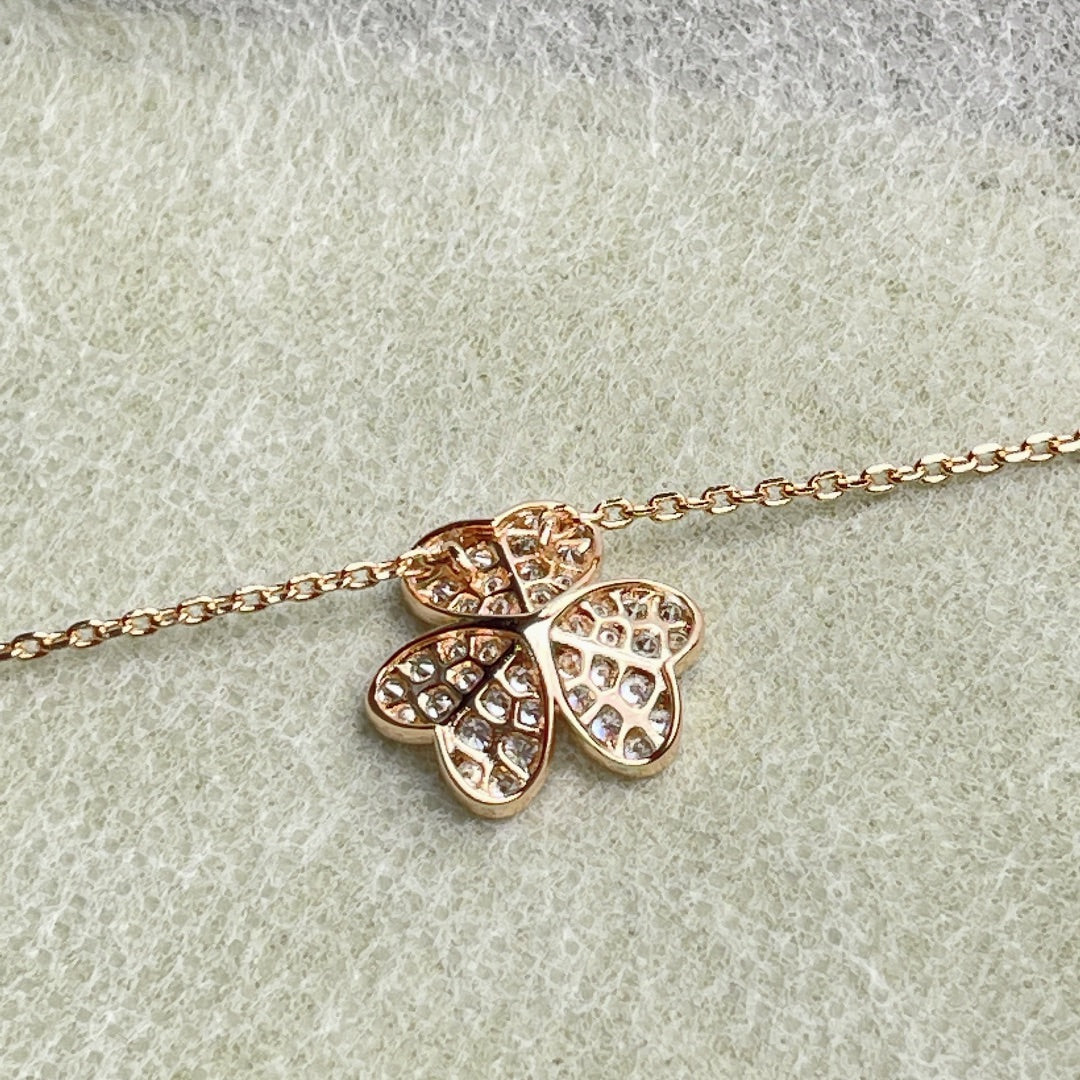 [LunaMar]PAVÉ DIAMOND FLOWER CHARM NECKLACE