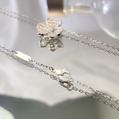 [LunaMar]PAVÉ DIAMOND FLOWER CHARM NECKLACE