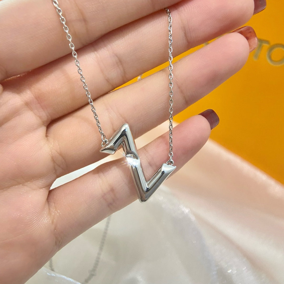 [LunaMar]VOLTE UPSIDE DOWN NECKLACE