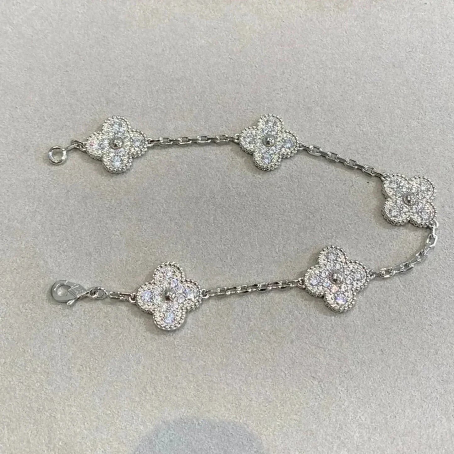 [LunaMar]LUCKY CLOVER 5-MOTIF BRACELET - FULL-DIAMOND