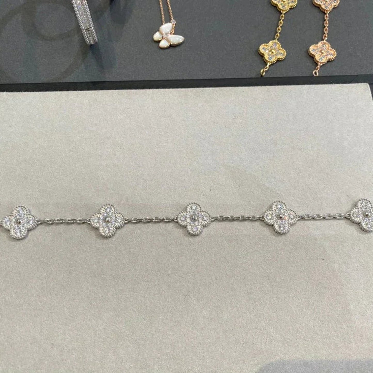 [LunaMar]LUCKY CLOVER 5-MOTIF BRACELET - FULL-DIAMOND