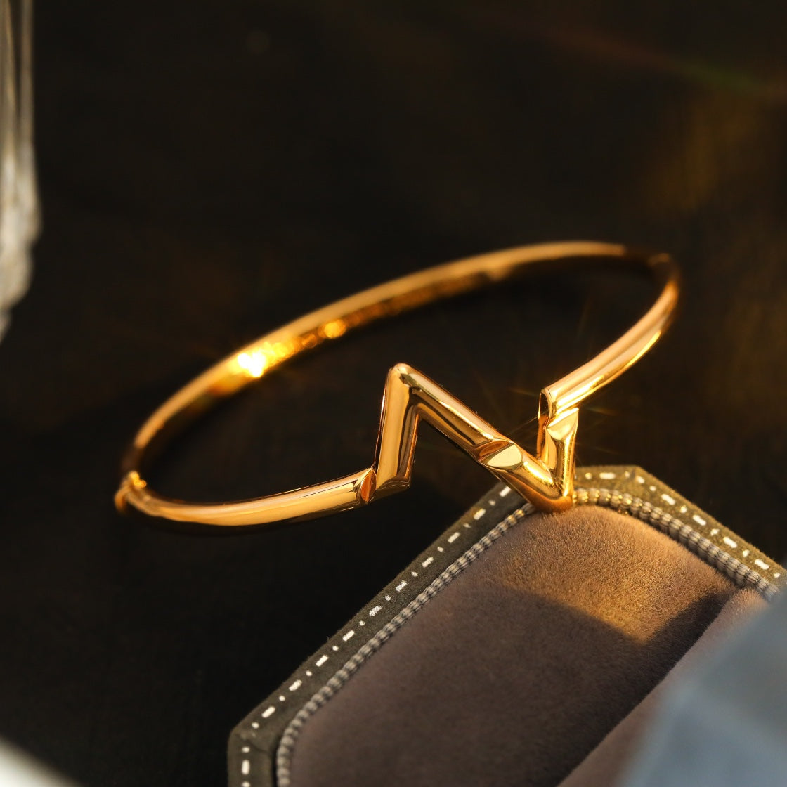 [LunaMar]VOLTE UPSITE DOWN BRACELET