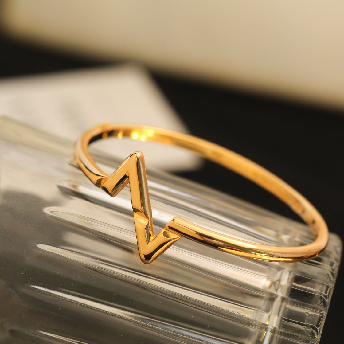 [LunaMar]VOLTE UPSITE DOWN BRACELET