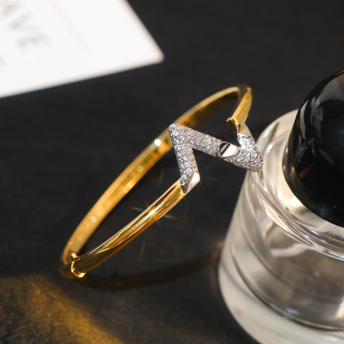 [LunaMar]VOLTE UPSITE DOWN GOLD DIAMOND BRACELET
