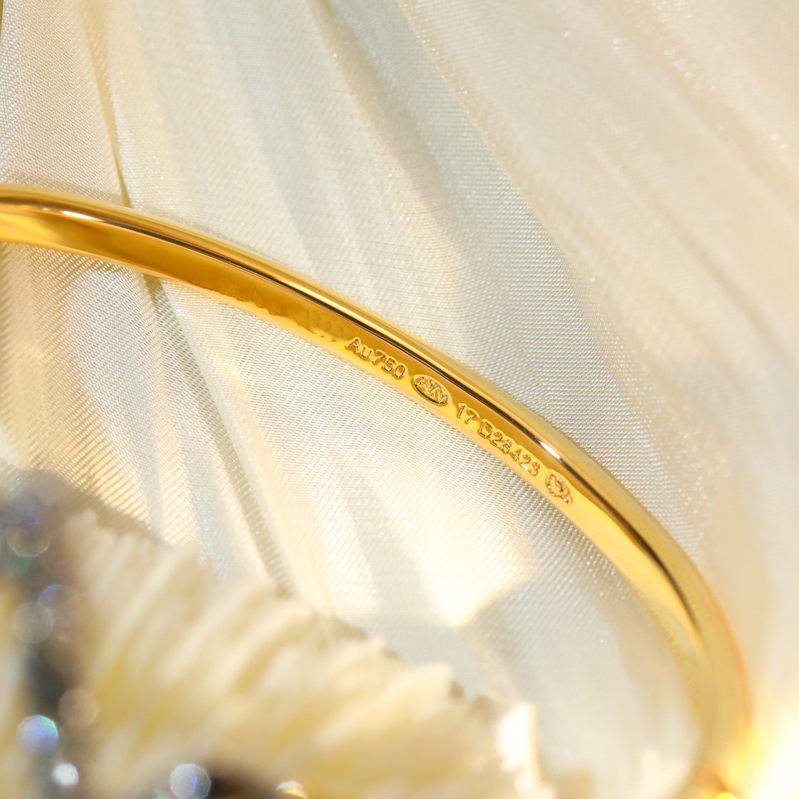 [LunaMar]VOLTE UPSITE DOWN GOLD DIAMOND BRACELET