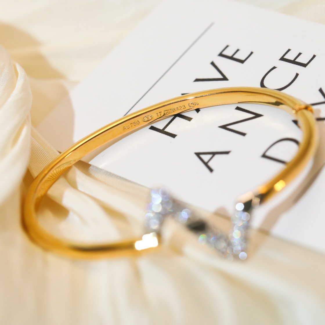 [LunaMar]VOLTE UPSITE DOWN GOLD DIAMOND BRACELET