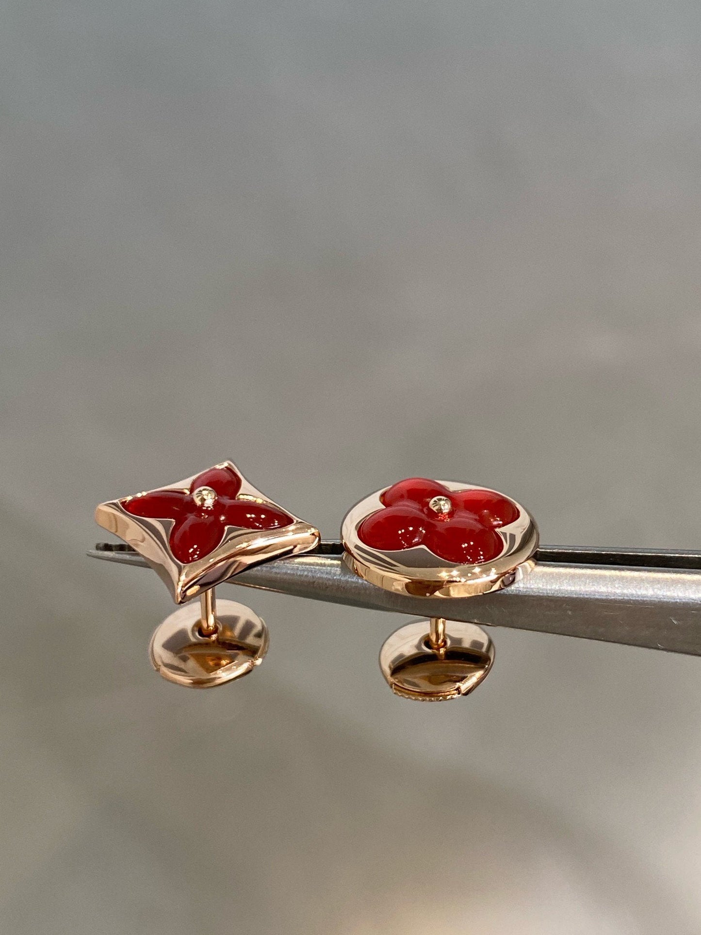 [LunaMar]STAR AND SUN ROSE GOLD CARNELIAN STUD EARRINGS