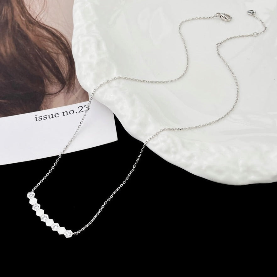 [LunaMar]BEE MY LOVE DIAMOND NECKLACE