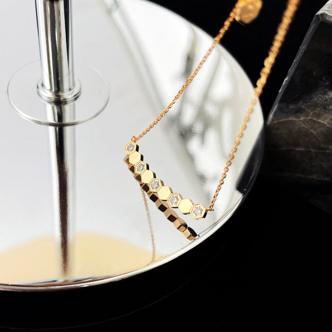 [LunaMar]BEE MY LOVE DIAMOND NECKLACE
