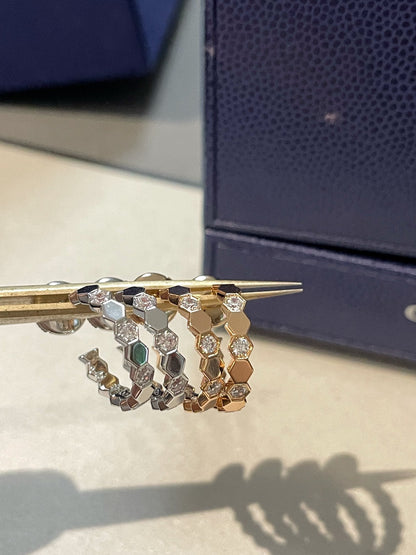 [LunaMar]Hollow Design Four-Leaf Clover Flower Shape Ring