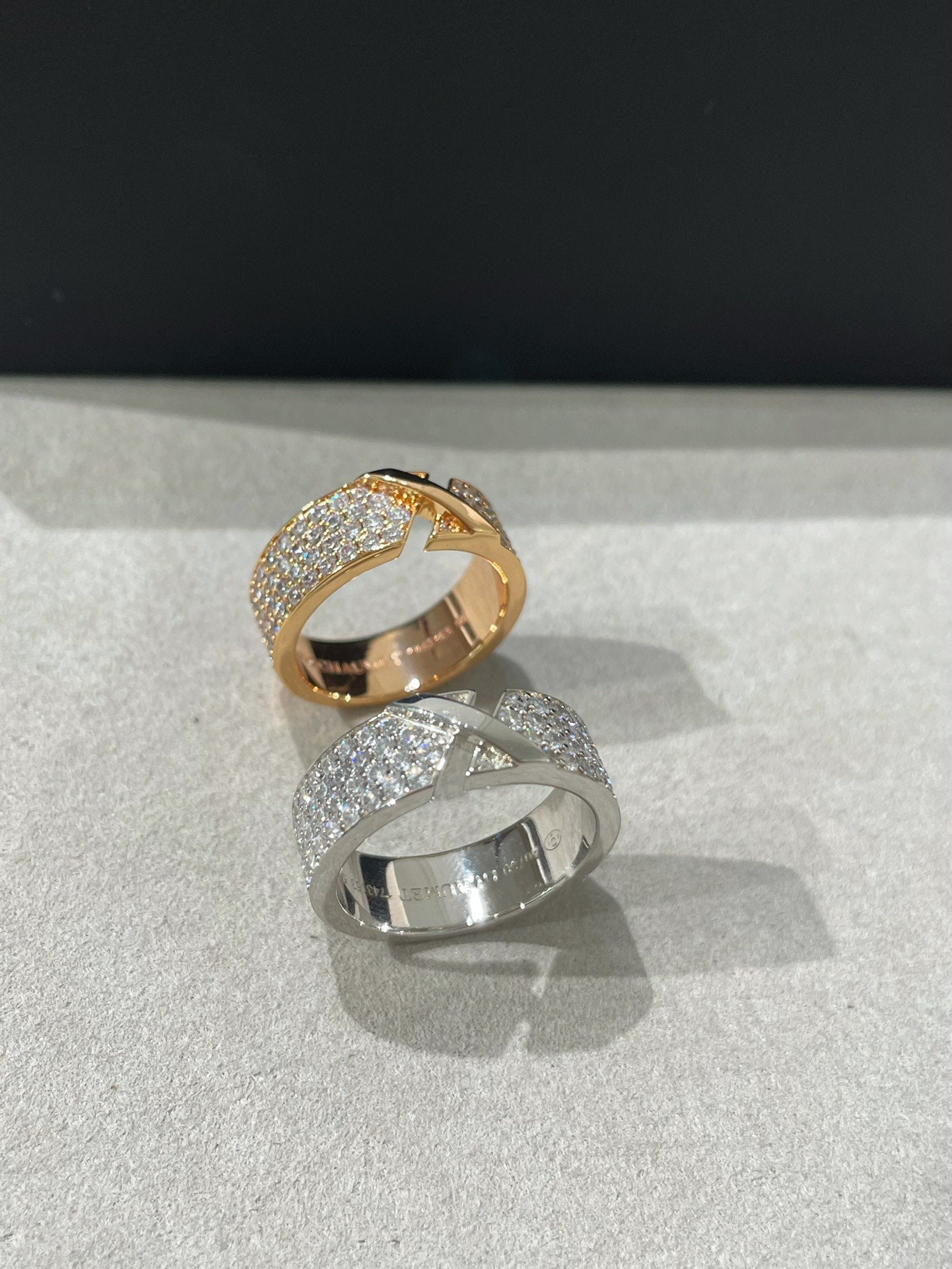 [LunaMar]LIENS EVIDENCE  DIAMOND PAVED RING