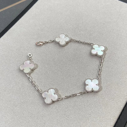 [LunaMar]LUCKY CLOVER 5-MOTIF BRACELET - WHITE MOTHER-OF-PEARL COLLECTION