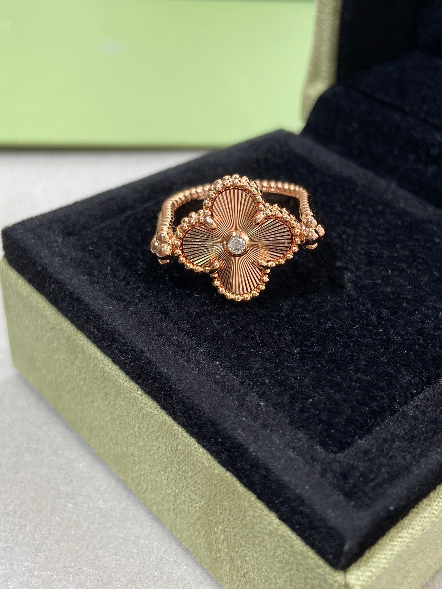 [LunaMar]LUCKY CLOVER ROSE GOLD REVERSIBLE RING