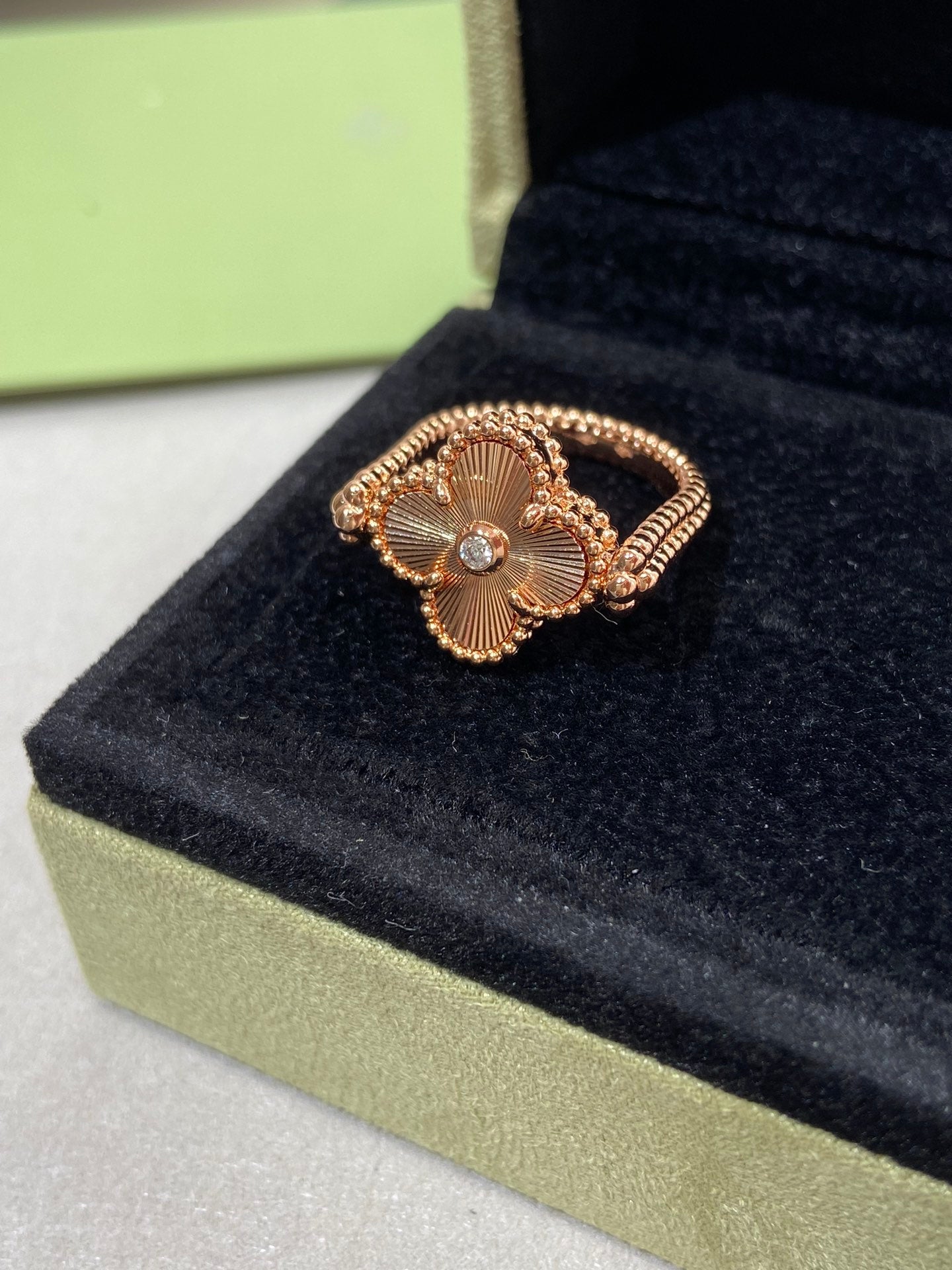 [LunaMar]LUCKY CLOVER ROSE GOLD REVERSIBLE RING