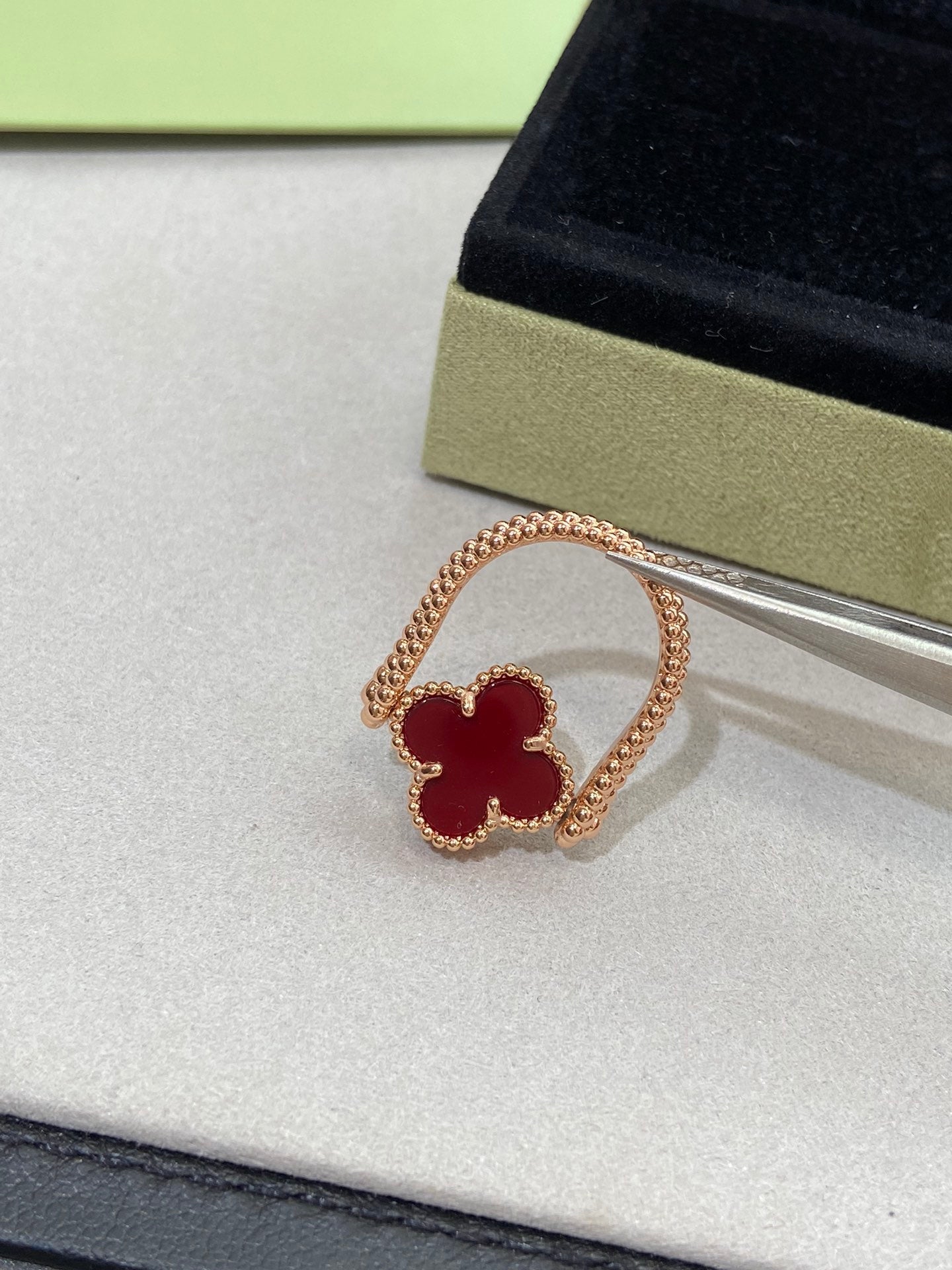 [LunaMar]LUCKY CLOVER ROSE GOLD REVERSIBLE RING
