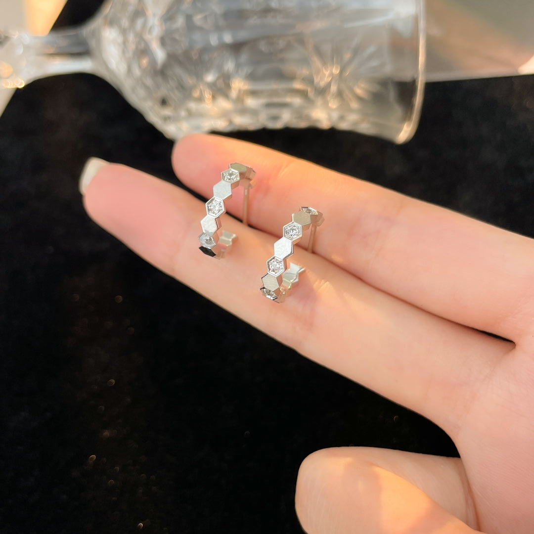 [LunaMar]BEE LOVE DIAMOND HOOP EARRINGS