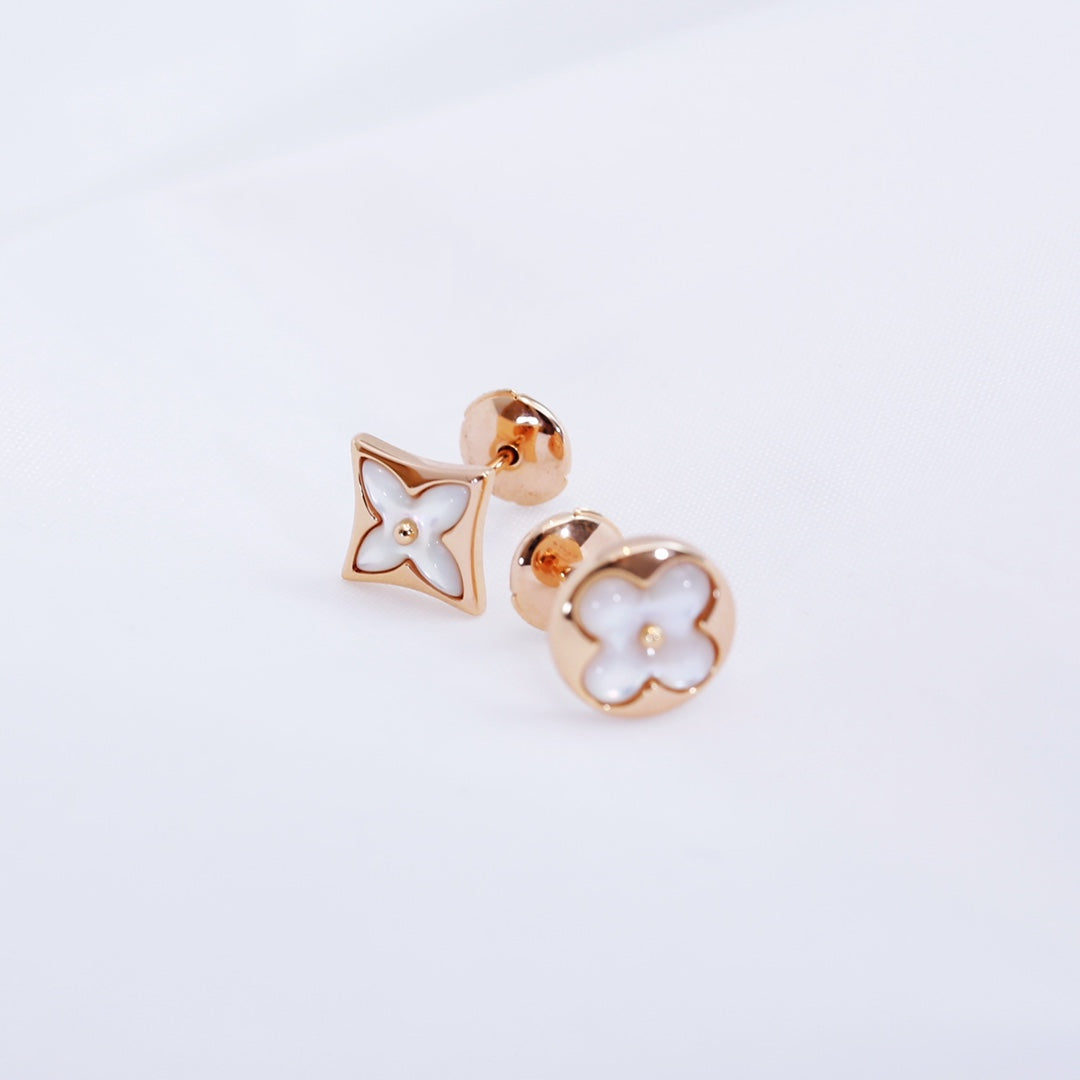 [LunaMar]STAR AND SUN ROSE GOLD MOP STUD EARRINGS