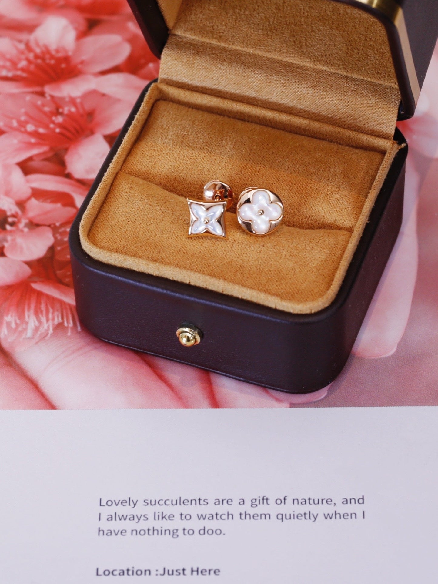 [LunaMar]STAR AND SUN ROSE GOLD MOP STUD EARRINGS
