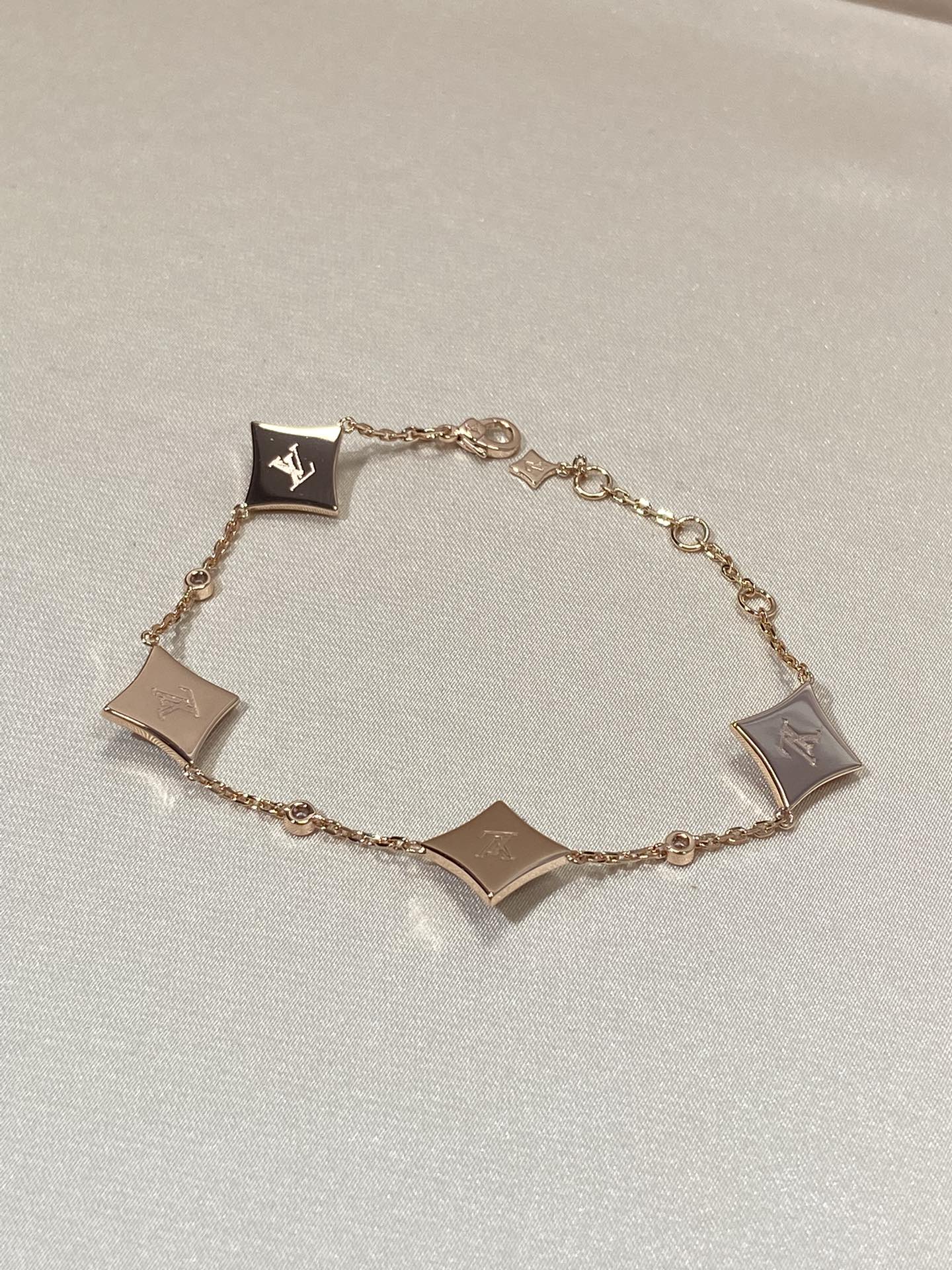 [LunaMar]STAR 4 MOTIF MOP DIAMOND ROSE GOLD BRACELET