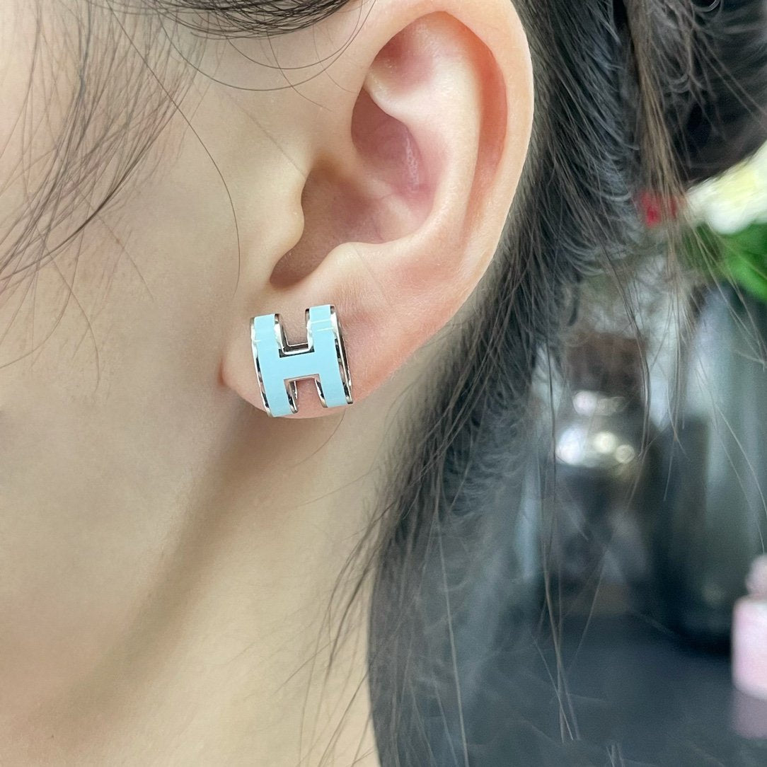 [LunaMar]POP H SKY BLUE STUD EARRINGS