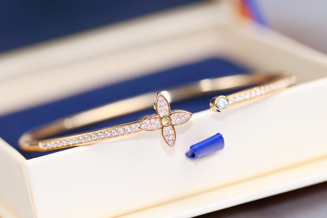 [LunaMar]IDYLLE ROSE GOLD OPEN BRACELET DIAMOND PAVED