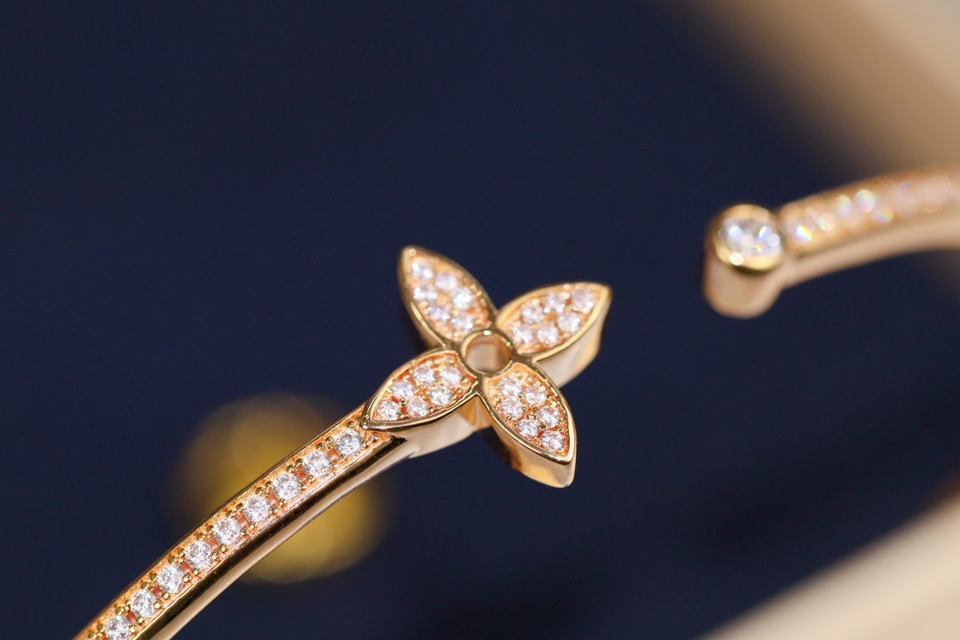[LunaMar]IDYLLE ROSE GOLD OPEN BRACELET DIAMOND PAVED