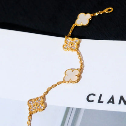 [LunaMar]LUCKY CLOVER 5-MOTIF BRACELET - WHITE MOTHER-OF-PEARL COLLECTION