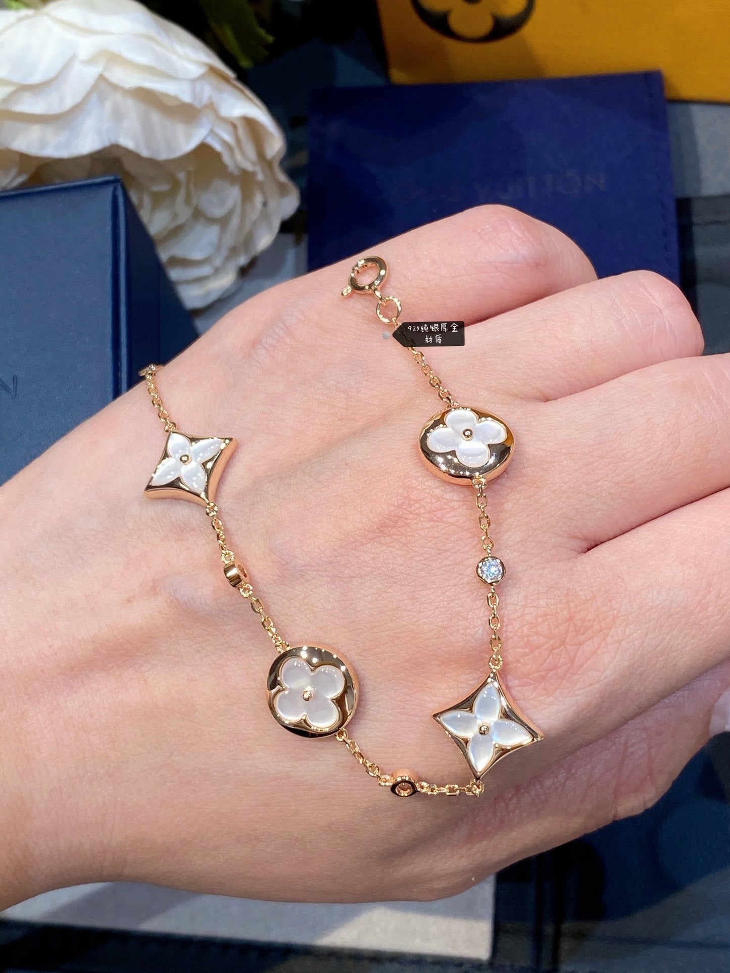 [LunaMar]STAR AND SUN 4 MOTIF WHITE MOP ROSE GOLD BRACELET