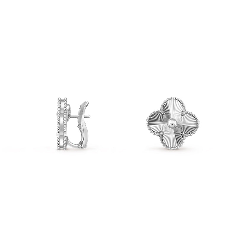 [LunaMar]15MM CLOVER FLOWER STUD EARRINGS WHITE GOLD COLLECTION