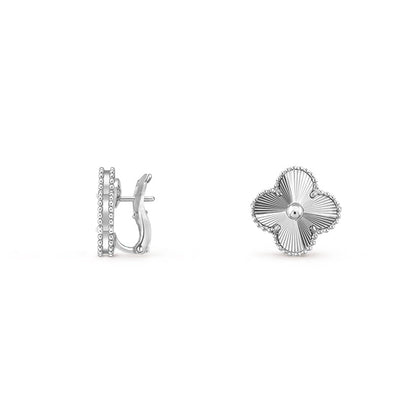 [LunaMar]15MM CLOVER FLOWER STUD EARRINGS WHITE GOLD COLLECTION