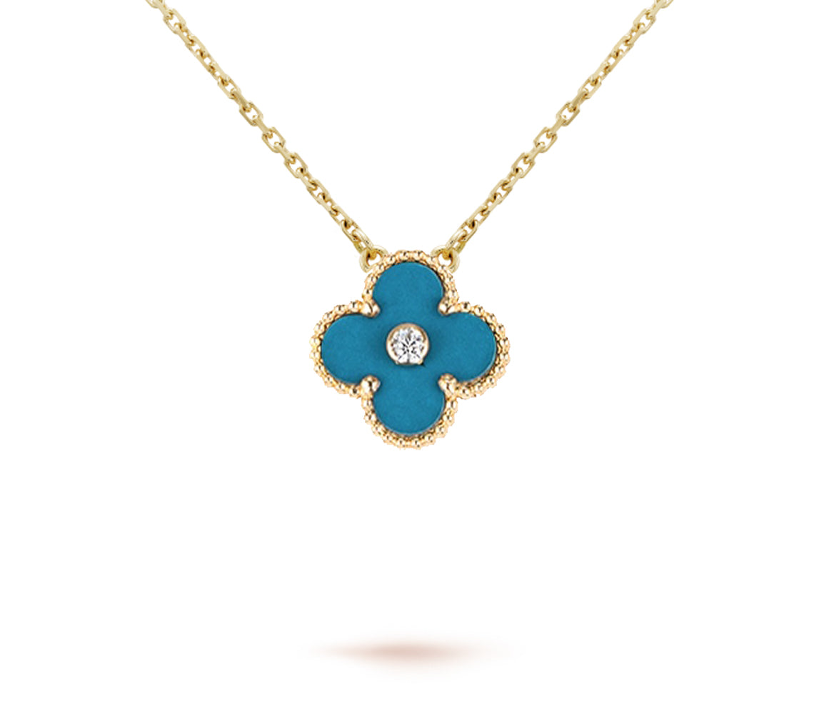 [LunaMar]LIMITED EDITION CHRISTMAS CLOVER FLOWER NECKLACE - 15MM ANNUAL COLLECTIBLE PENDANT