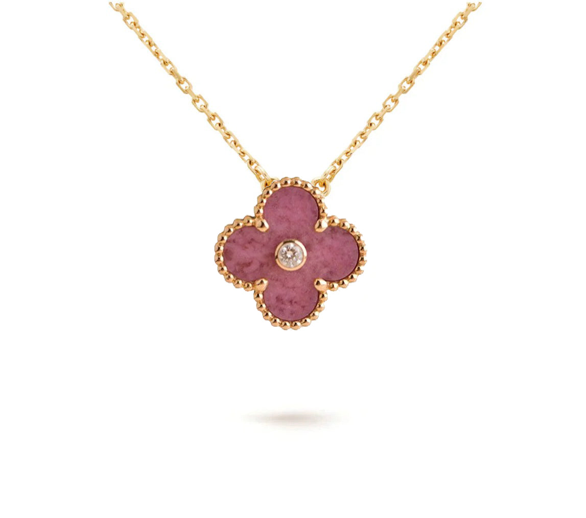 [LunaMar]LIMITED EDITION CHRISTMAS CLOVER FLOWER NECKLACE - 15MM ANNUAL COLLECTIBLE PENDANT