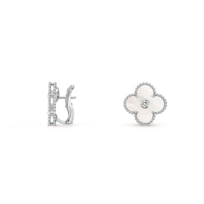 [LunaMar]15MM CLOVER FLOWER STUD EARRINGS DIAMOND-WHITE GOLD COLLECTION