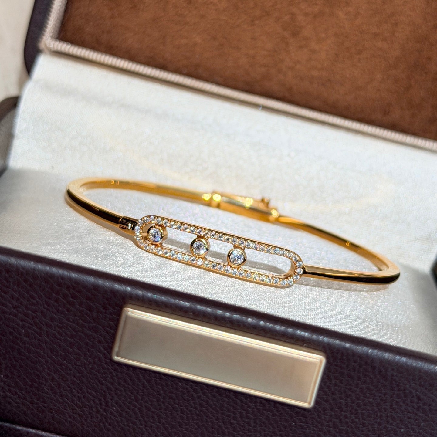 [LunaMar]MOVE PAVÉ DIAMOND BANGLE BRACELET M
