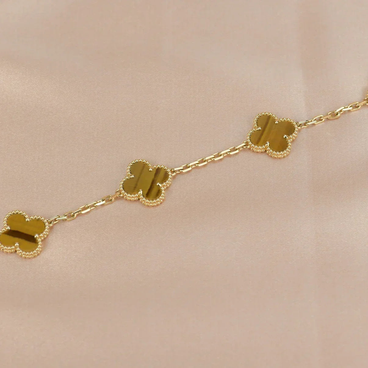 [LunaMar]LUCKY CLOVER 5-MOTIF BRACELET -  TIGER’S EYE COLLECTION