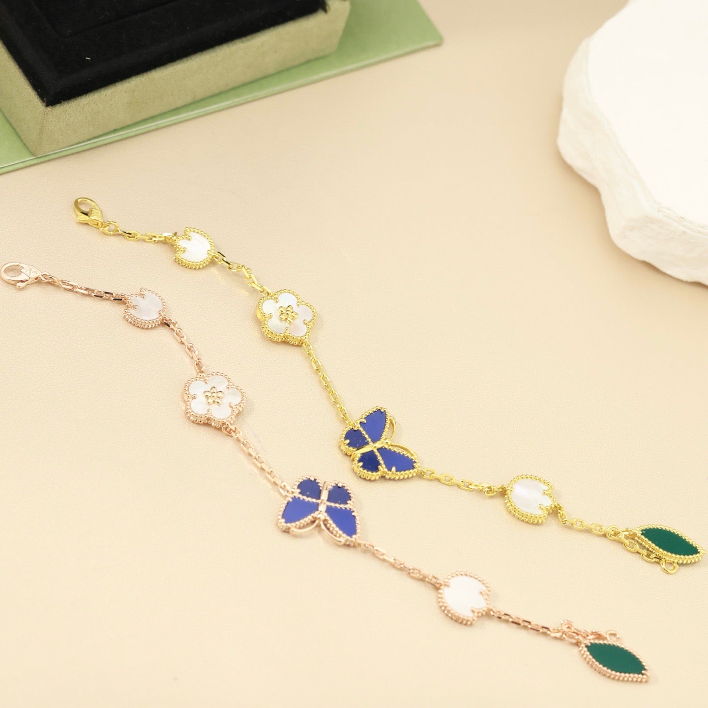 [LunaMar]SPRING ENCHANTMENT BUTTERFLY & FLORAL CHARM BRACELET